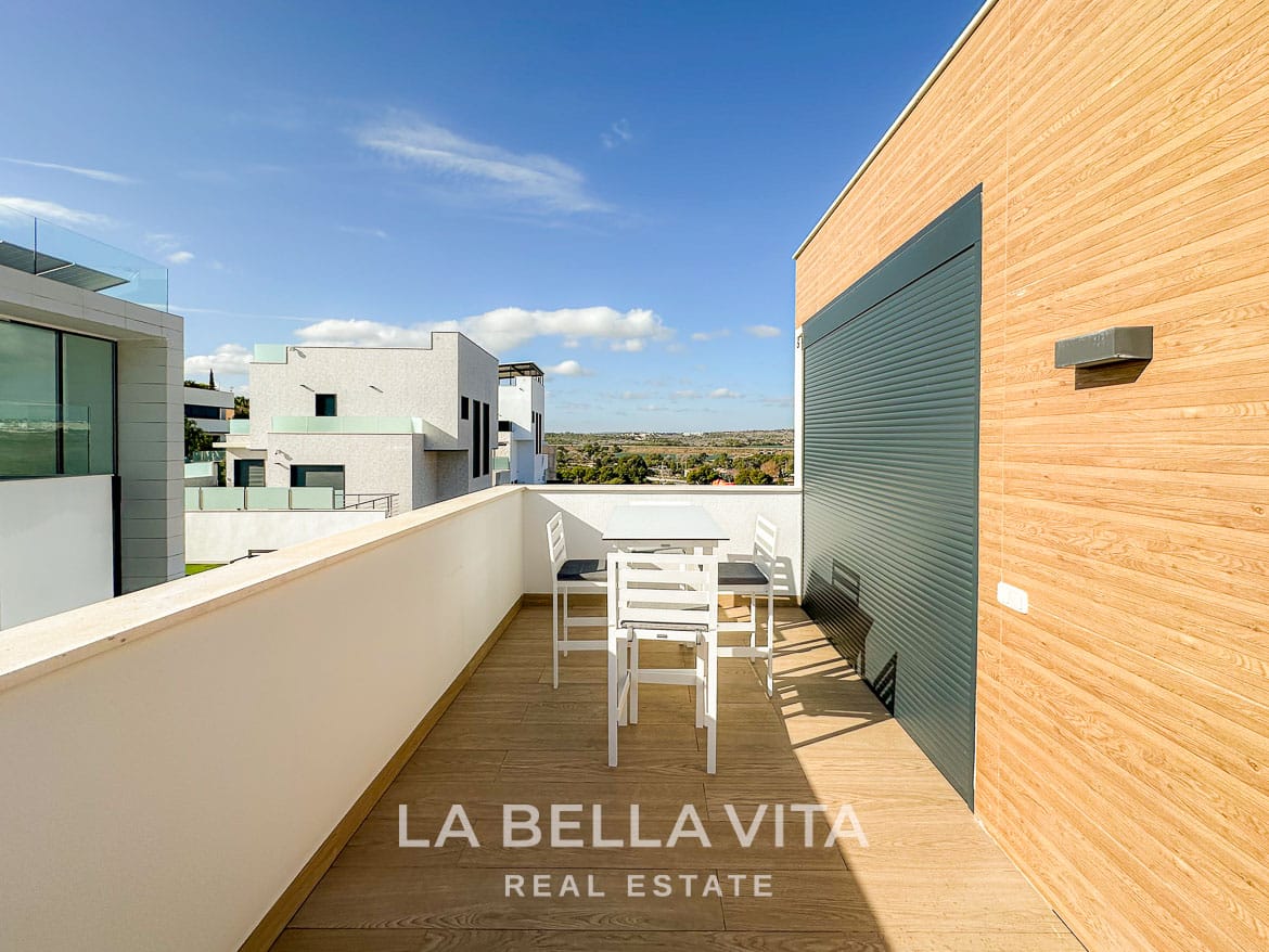 6-Bedroom Villa for Sale in Campoamor, Orihuela Costa – 52
