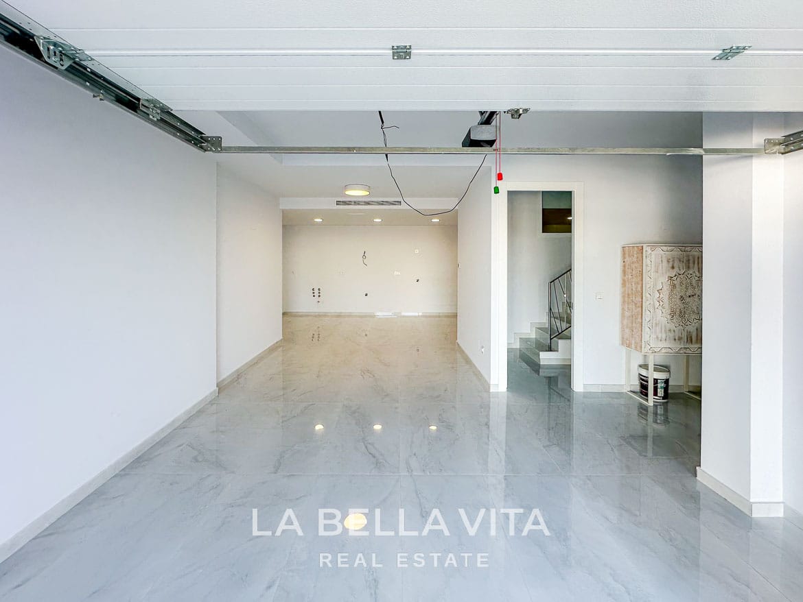 6-Bedroom Villa for Sale in Campoamor, Orihuela Costa – 57