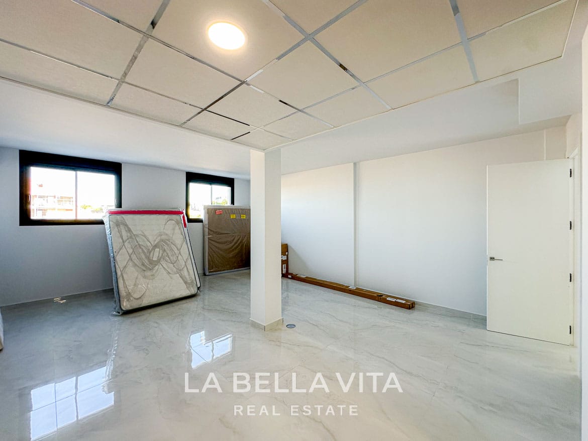 6-Bedroom Villa for Sale in Campoamor, Orihuela Costa – 62