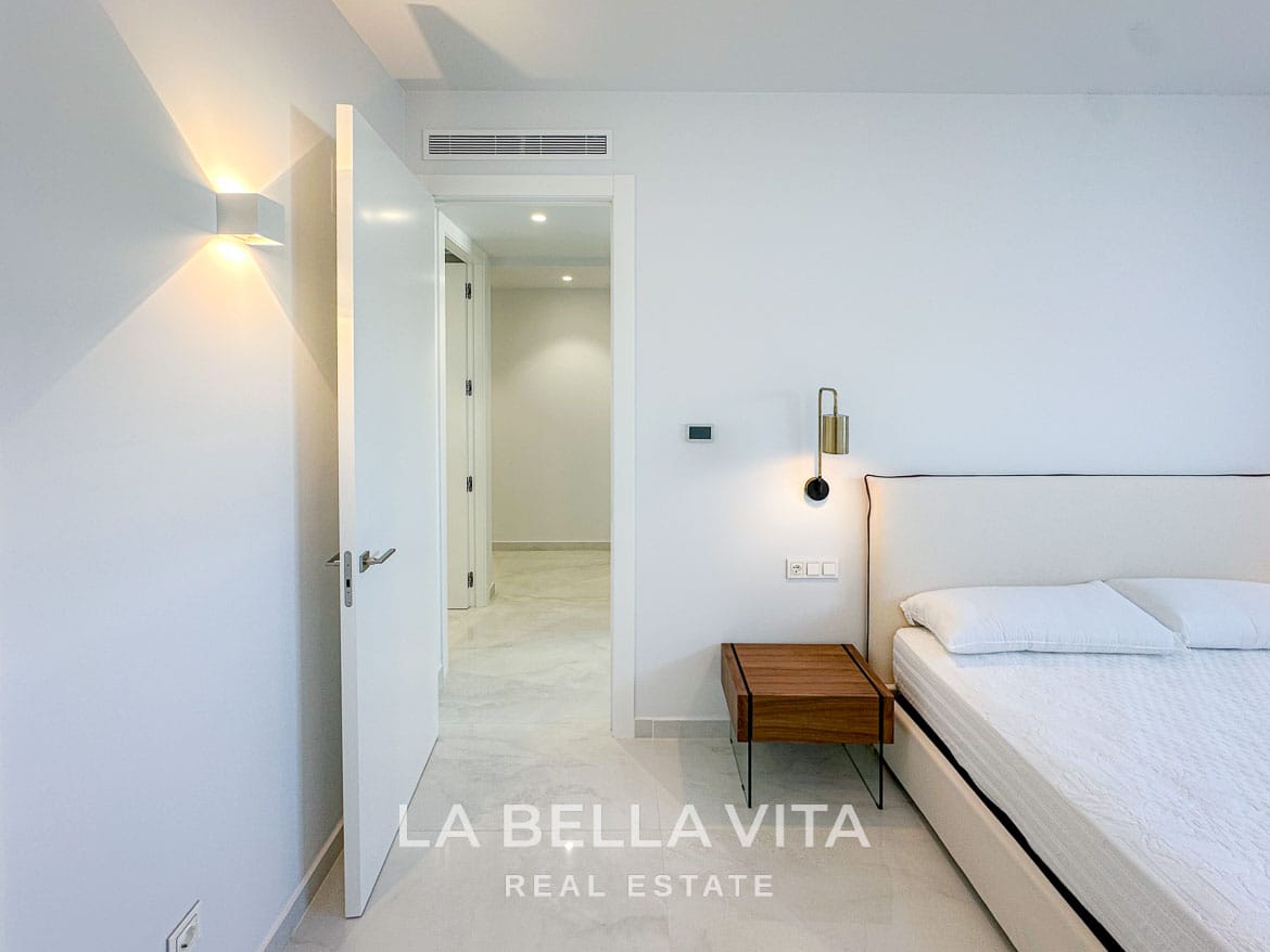 6-Bedroom Villa for Sale in Campoamor, Orihuela Costa – 66