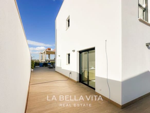 Spacious 6-Bedroom Villa for Sale in Campoamor, Orihuela Costa – Lift, Private Pool, Basement & Garage