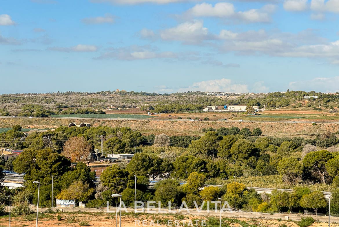 Spacious 6-Bedroom Villa for Sale in Campoamor, Orihuela Costa – Lift, Private Pool, Basement & Garage