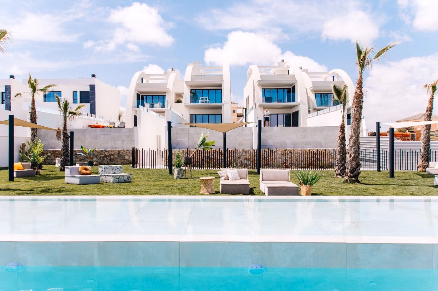 Luxuriöses, modernes Doppelhaus mit vier Schlafzimmern von La Marquesa Golf – Ciudad Quesada