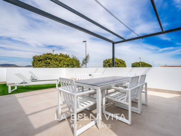 Single-Level New Build Villas for Sale in Roldán – Private Pool, Solarium & Village Lifestyle