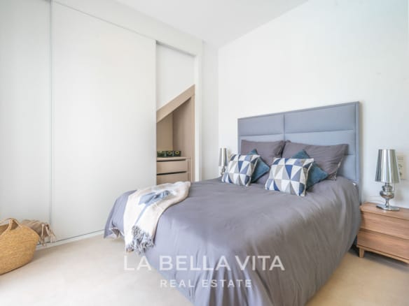 Single-Level New Build Villas for Sale in Roldán – Private Pool, Solarium & Village Lifestyle