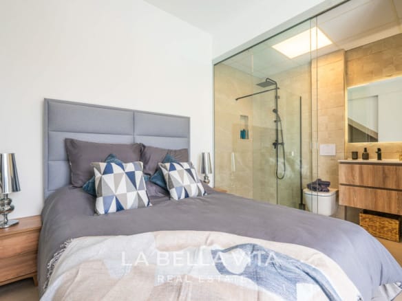 Single-Level New Build Villas for Sale in Roldán – Private Pool, Solarium & Village Lifestyle