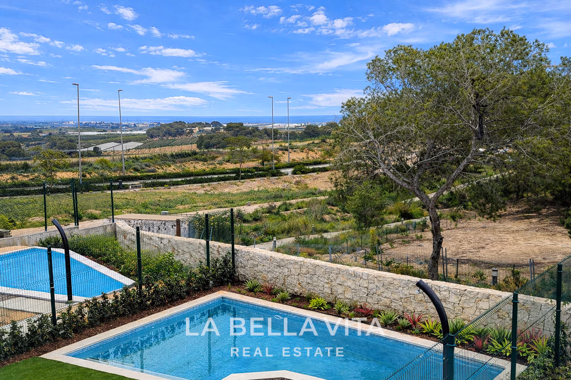 New Build Frontline Villas with Private Pool for Sale in Lo Romero Golf, Pilar de la Horadada