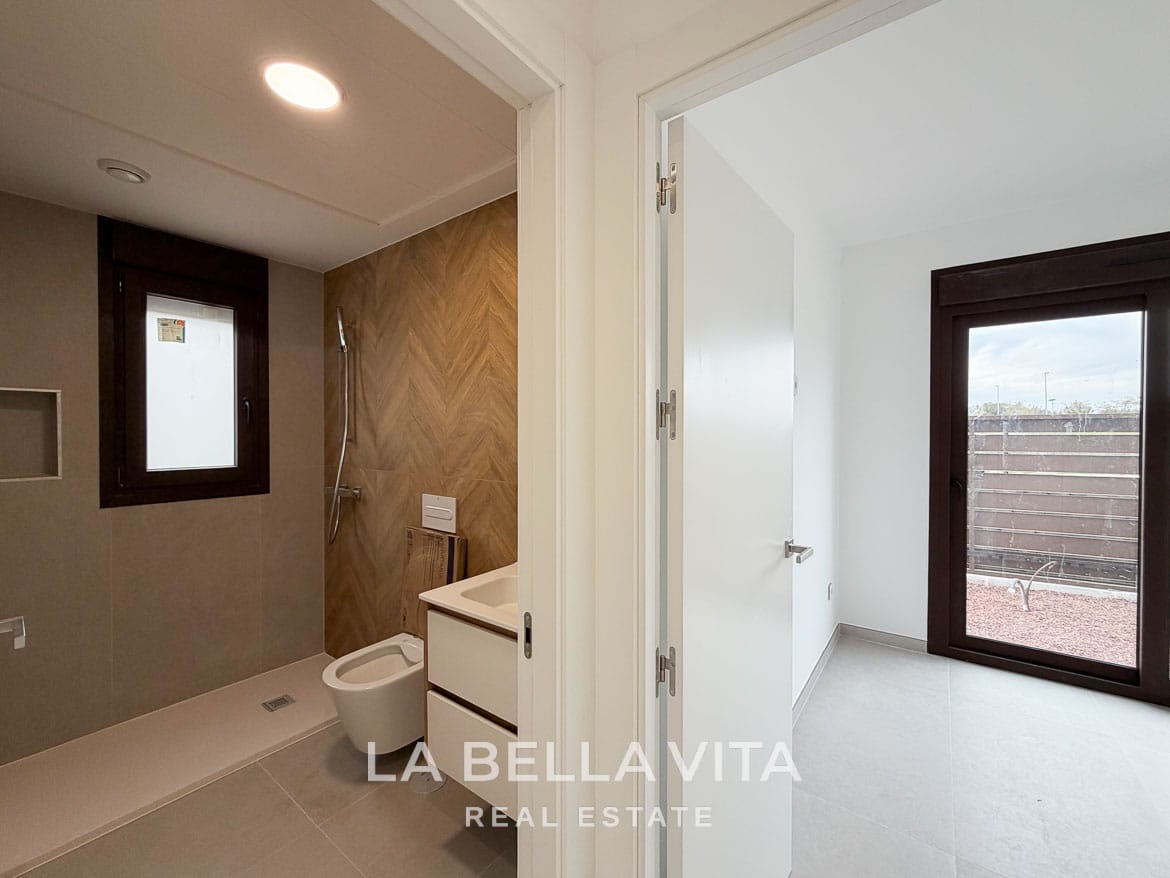 New Build Golf Villas with Sea Views for sale in Lo Romero, Pilar de la Horadada-17