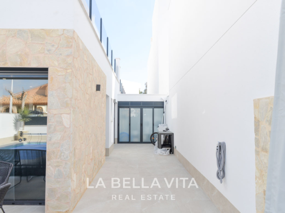 Modern New Build Villas with private pool for sale in San Pedro del Pinatar