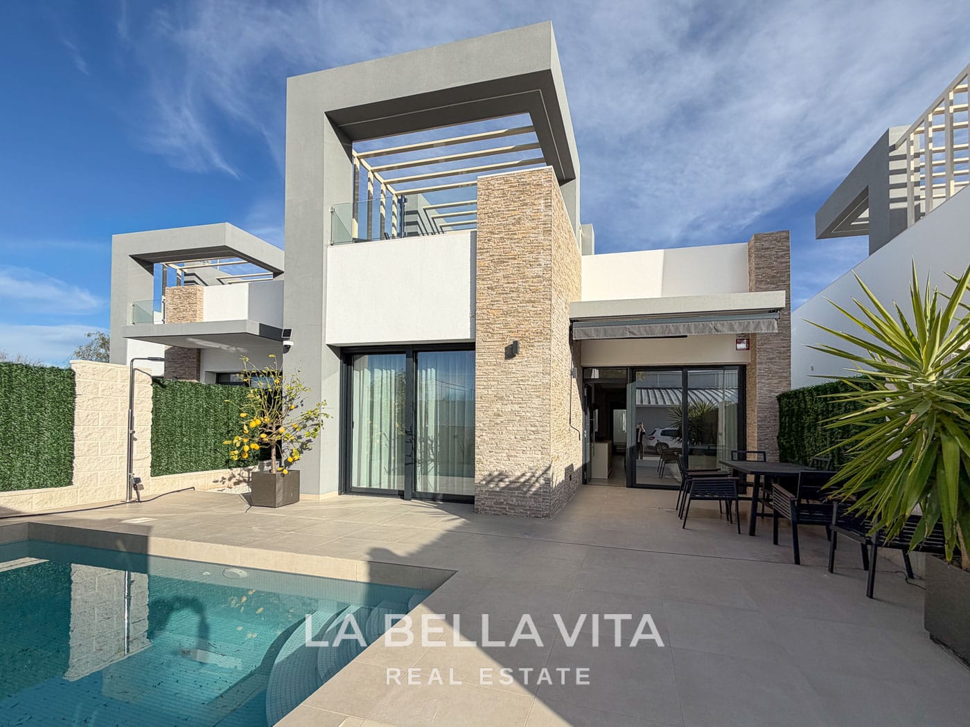Modern Resale Villa Saito with private pool for sale in San Fulgencio, Costa Blanca South-03