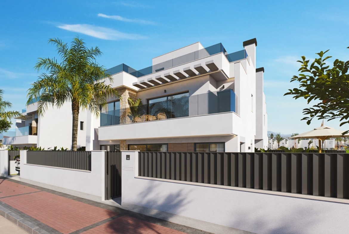 4 Bedroom New Build Houses with Garage for Sale at Santa Rosalía Lake & Life Resort, Murcia