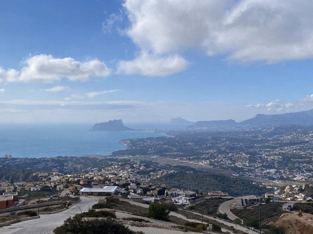 NEW-BUILD-LUXURY-VILLA-IN-CUMBRE-DEL-SOL-11