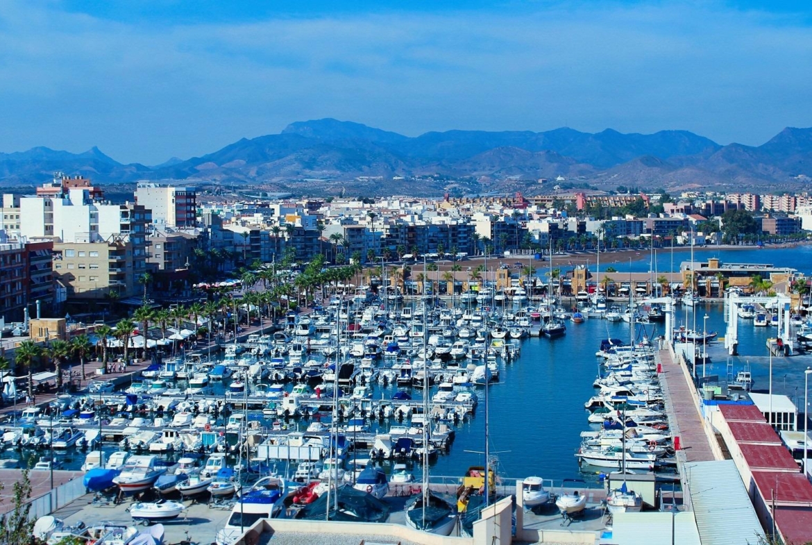 New Build Ground Floor and Top Floor Apartments for Sale in Fuente Álamo, Murcia