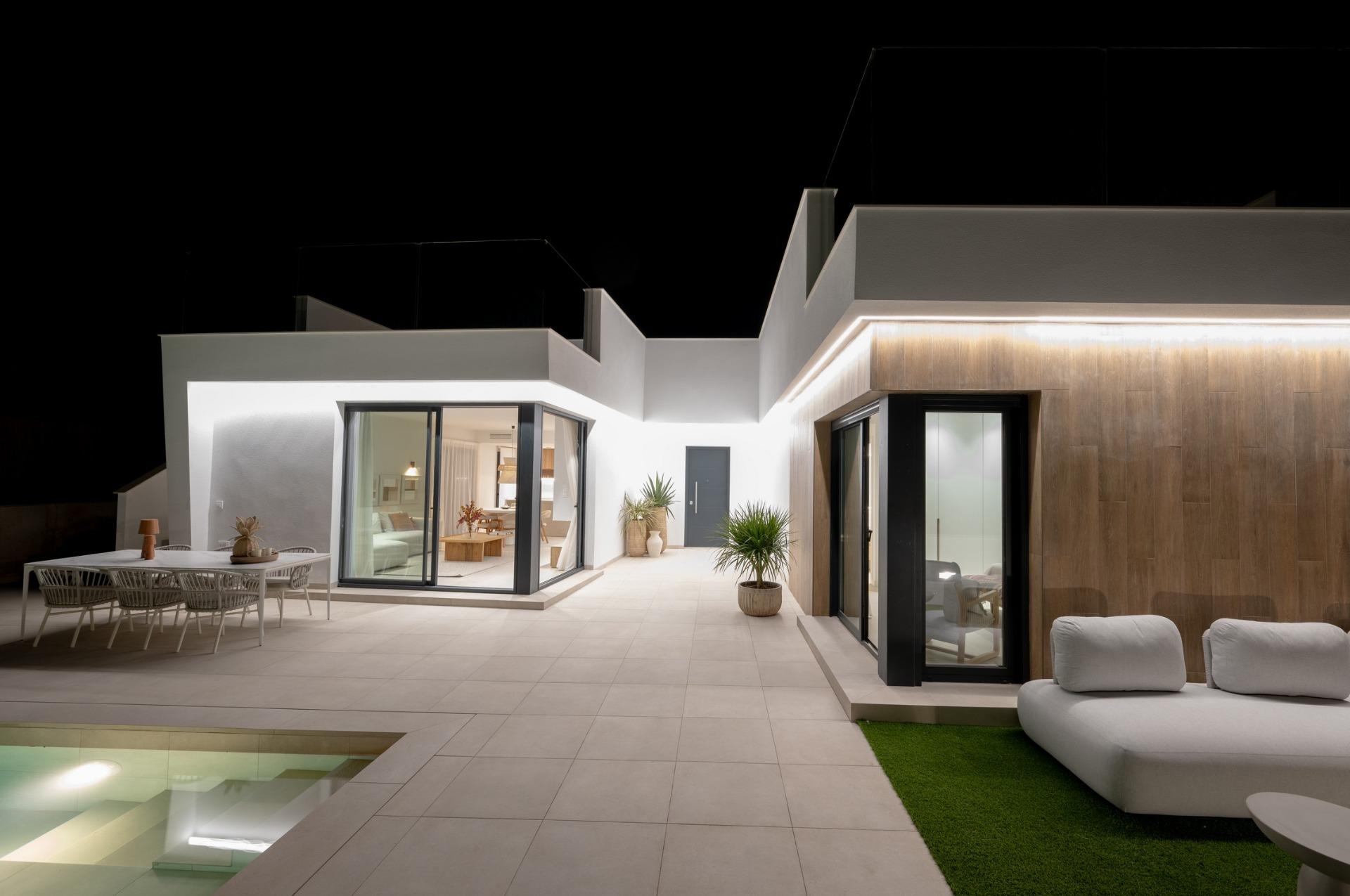 NEW-BUILD-ONE-LEVEL-VILLAS-IN-ALTAONA-GOLF-RESORT-MURCIA-3