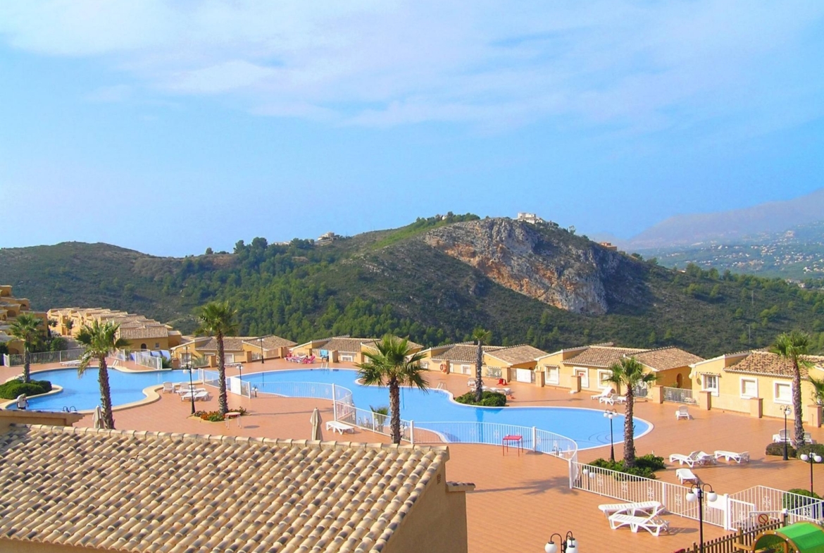 New Build Apartments for Sale in Cumbre del Sol with Sea Views and Excellent Communal Areas