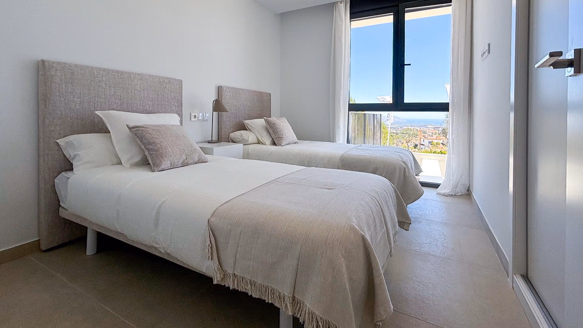 NEW-BUILD-VILLAS-IN-POLOP-7 New Build 4 bedroom Villa with Private Pool and Sea Views for sale in Polop, Costa Blanca North