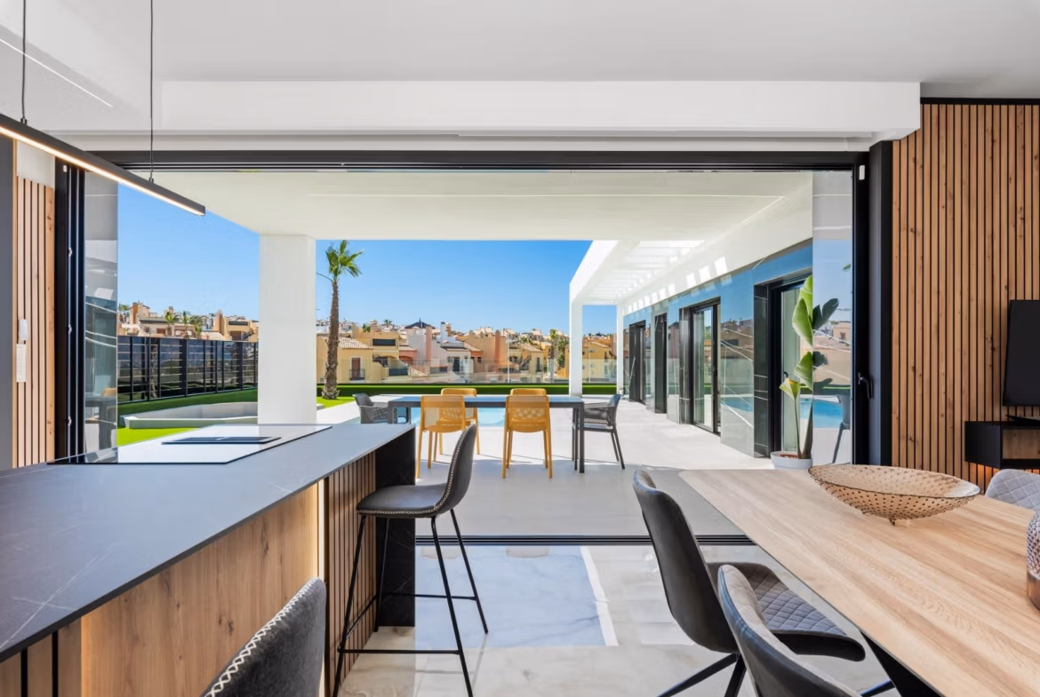 New Build Luxury Detached Villas for Sale in La Finca Golf, Algorfa