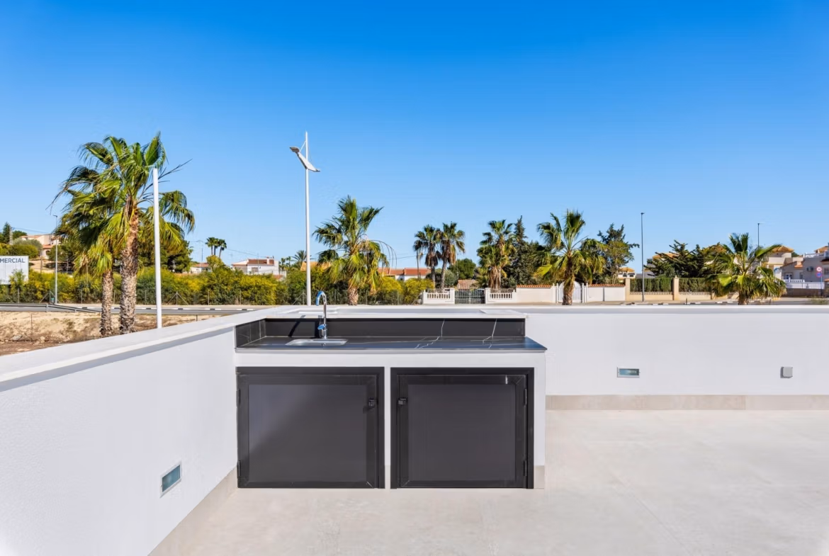 New Build Luxury Detached Villas for Sale in La Finca Golf, Algorfa