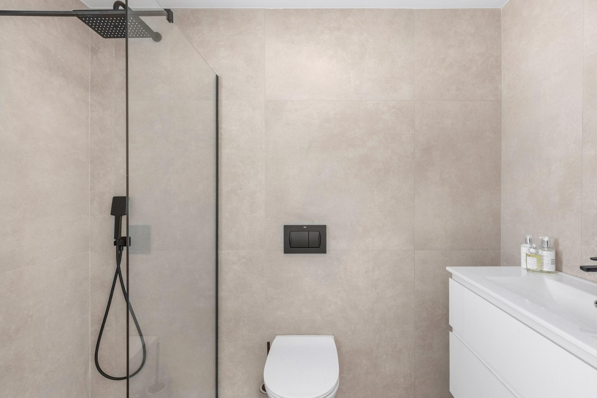 New-Build-Villas-with-Private-Pool-Near-La-Serena-Golf-in-Los-Alcazares-13