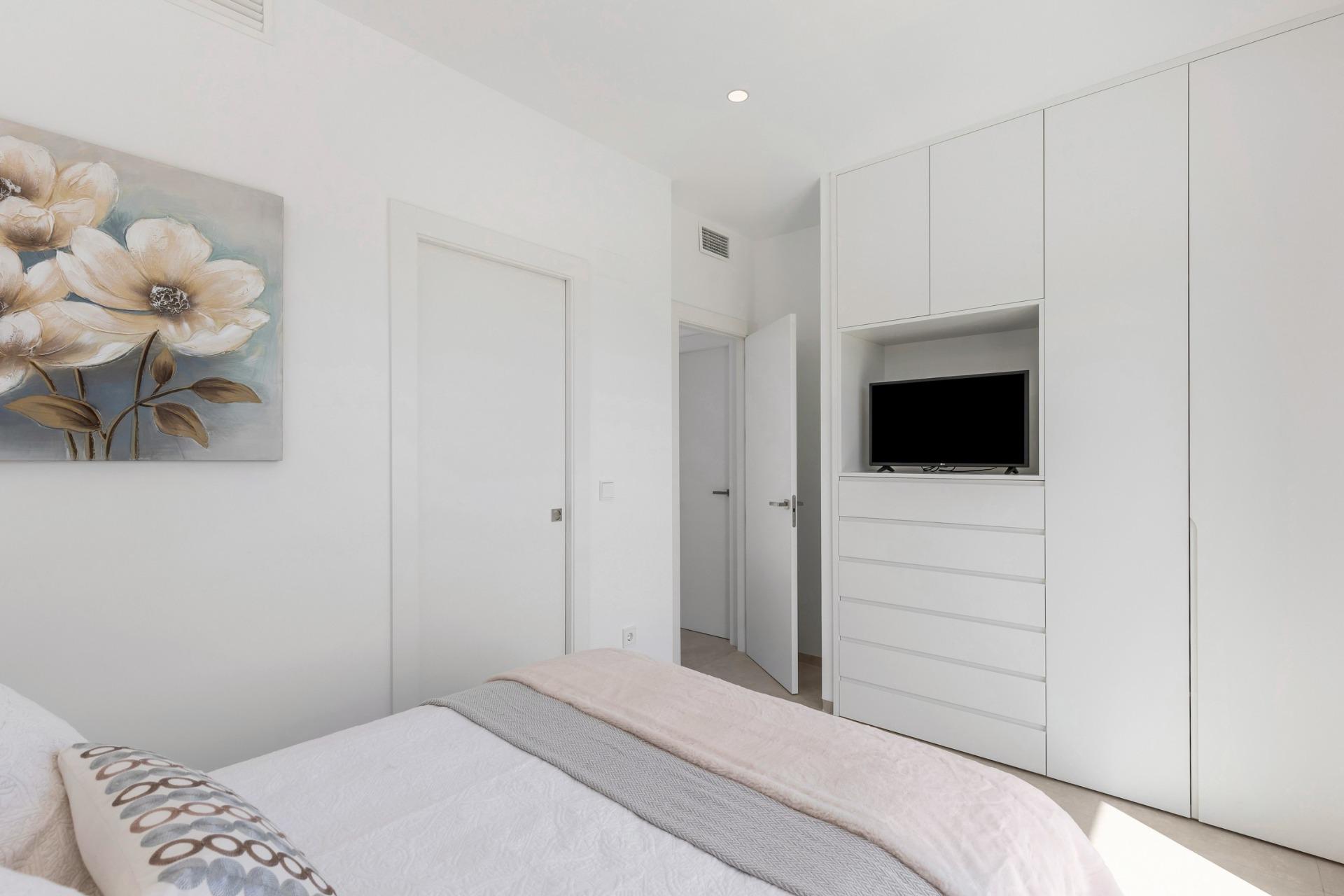 New-Build-Villas-with-Private-Pool-Near-La-Serena-Golf-in-Los-Alcazares-15