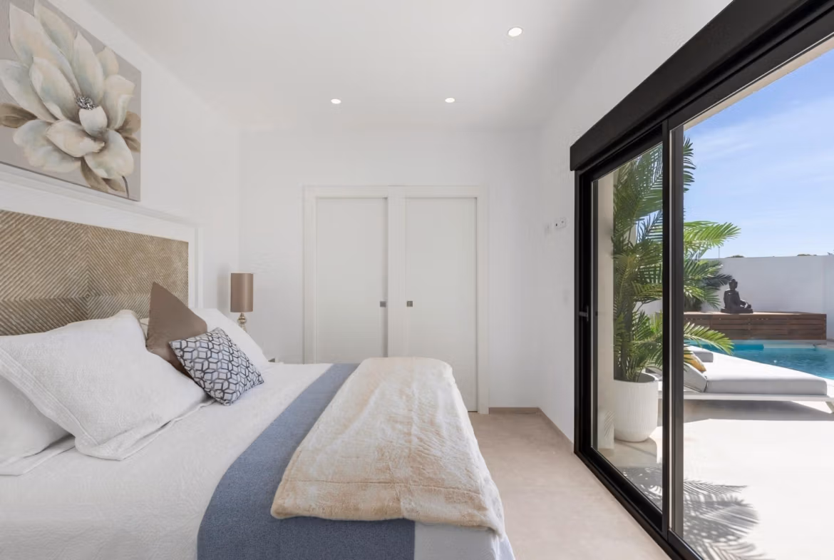 New Build 3 Bedroom Single Level Villas for Sale Near La Serena Golf, Los Alcazares