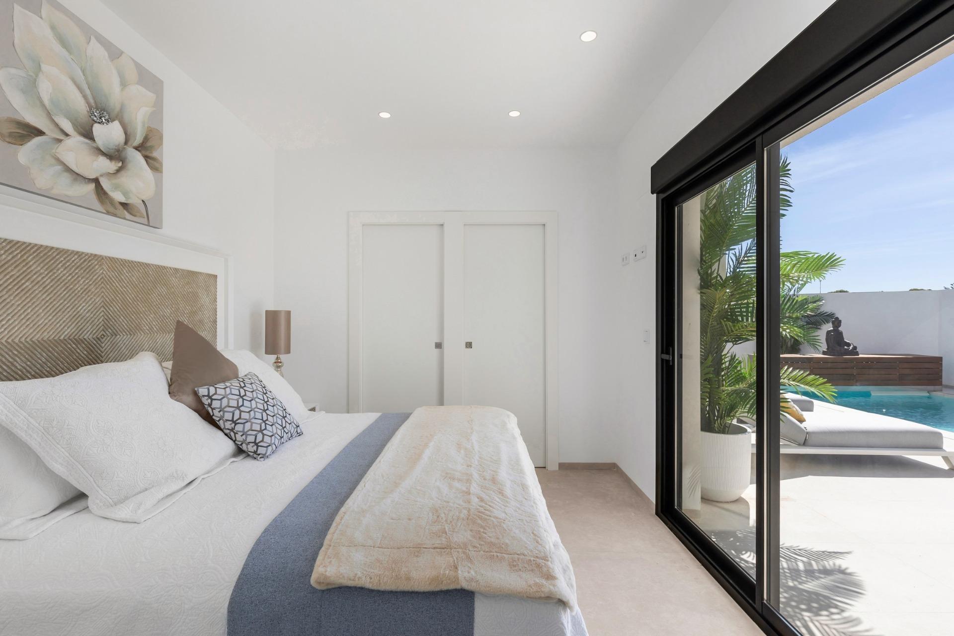 New-Build-Villas-with-Private-Pool-Near-La-Serena-Golf-in-Los-Alcazares-18