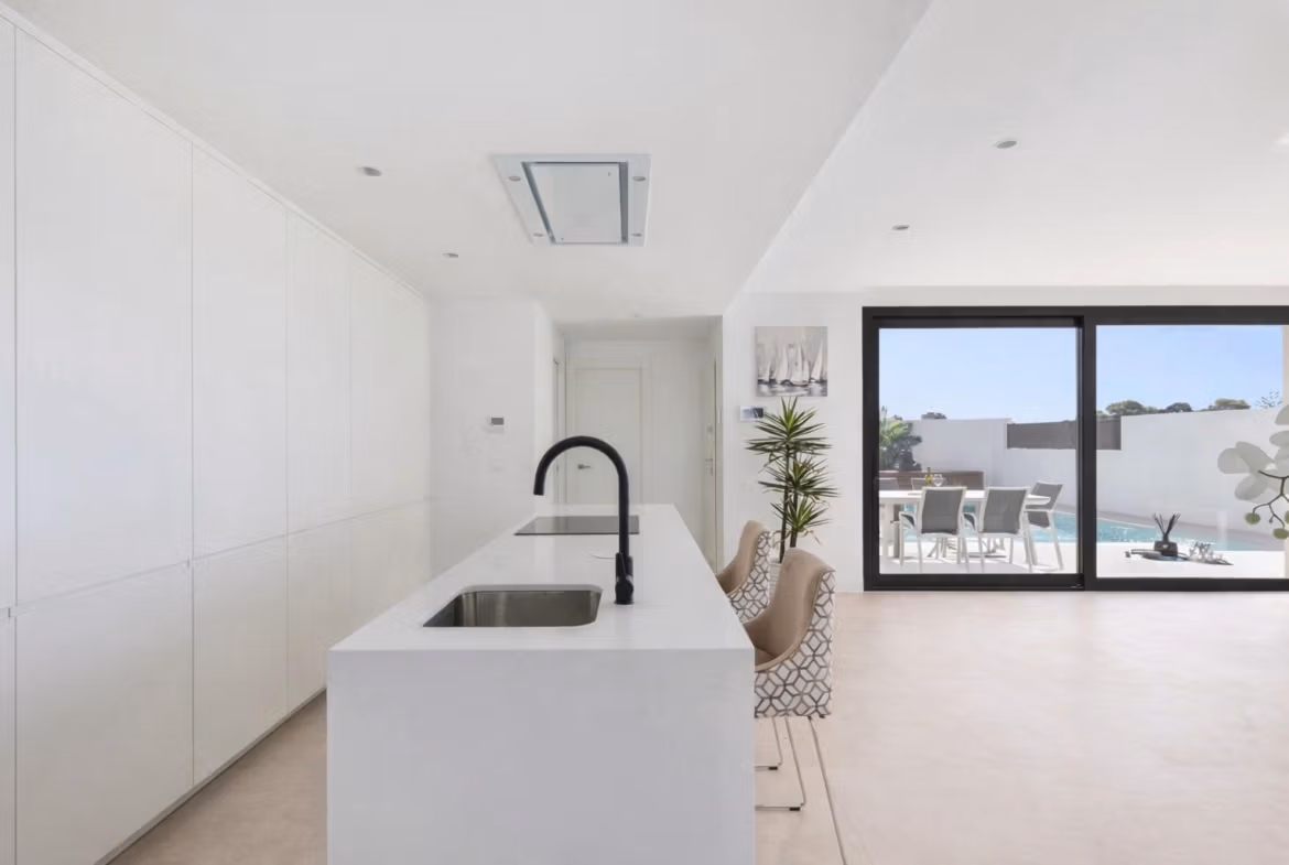New Build 3 Bedroom Single Level Villas for Sale Near La Serena Golf, Los Alcazares
