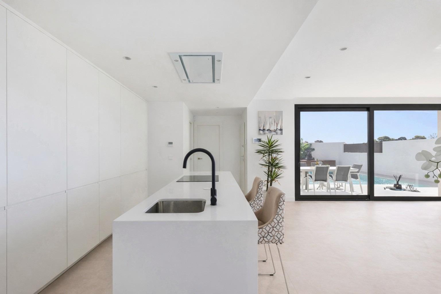 New-Build-Villas-with-Private-Pool-Near-La-Serena-Golf-in-Los-Alcazares-5