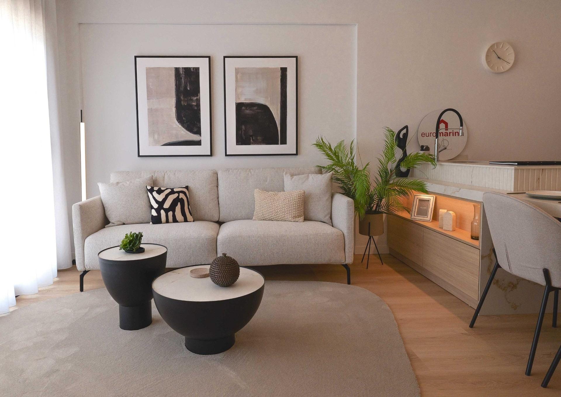 Discover-Luxury-Living-at-La-Manga-del-Mar-Menor-7 Stunning New Build 2 Bedroom Front-Line Sea Apartment for Sale in La Manga del Mar Menor
