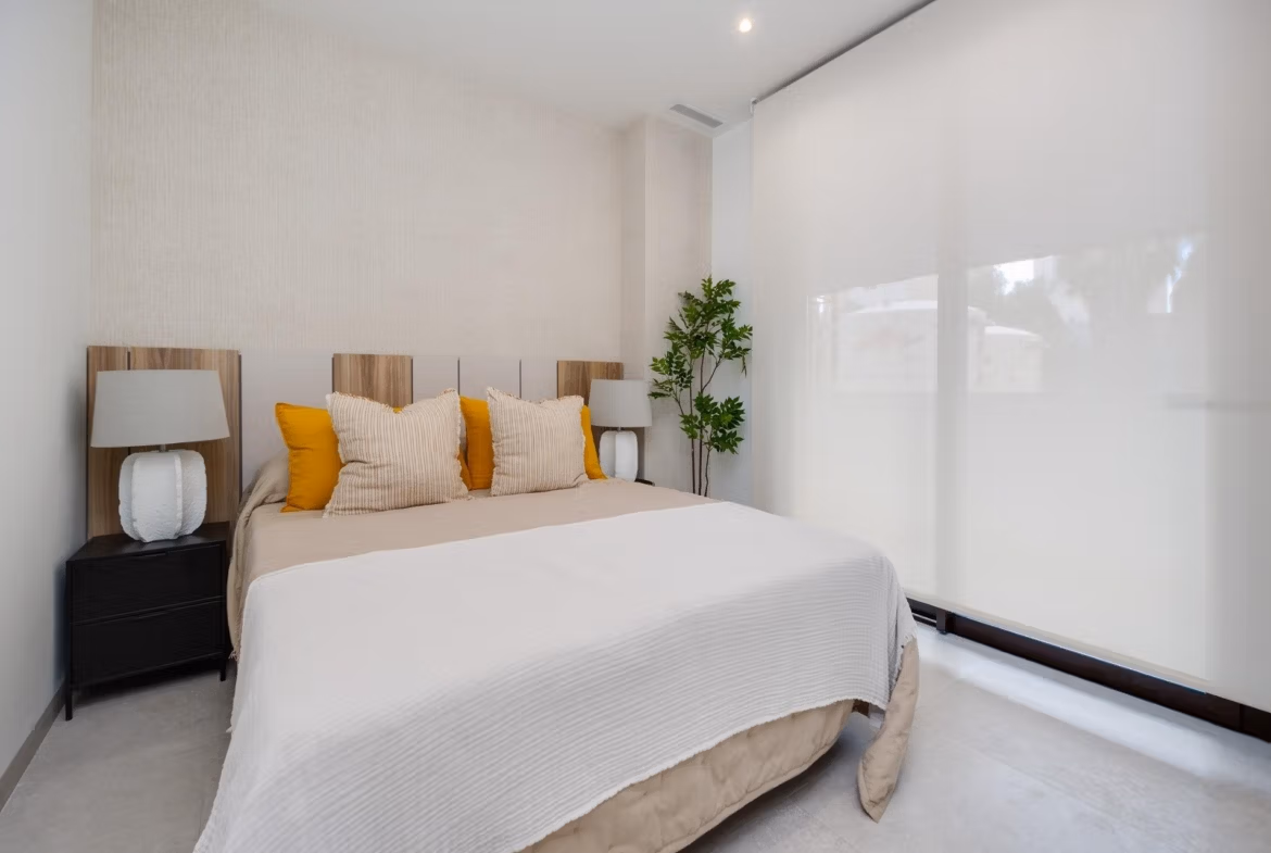 New Build Residential Complex of Apartments for Sale Near the Beach in Guardamar del Segura