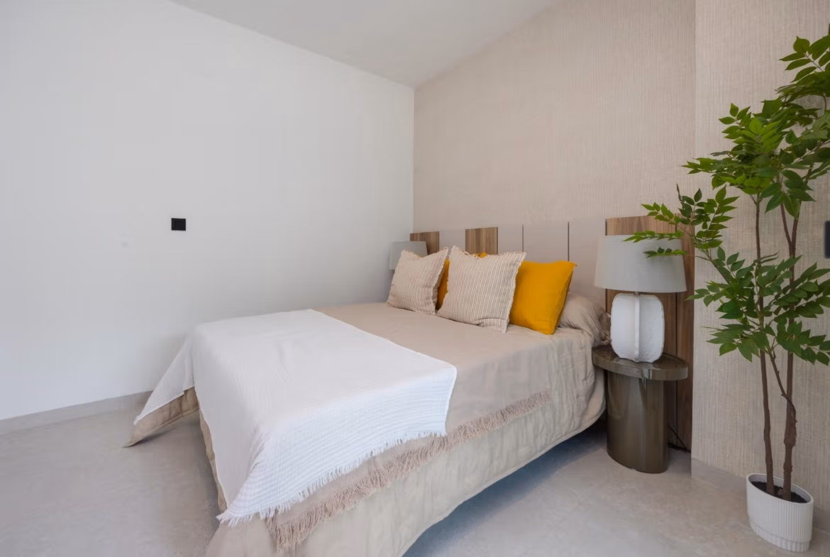 New Build Residential Complex of Apartments for Sale Near the Beach in Guardamar del Segura