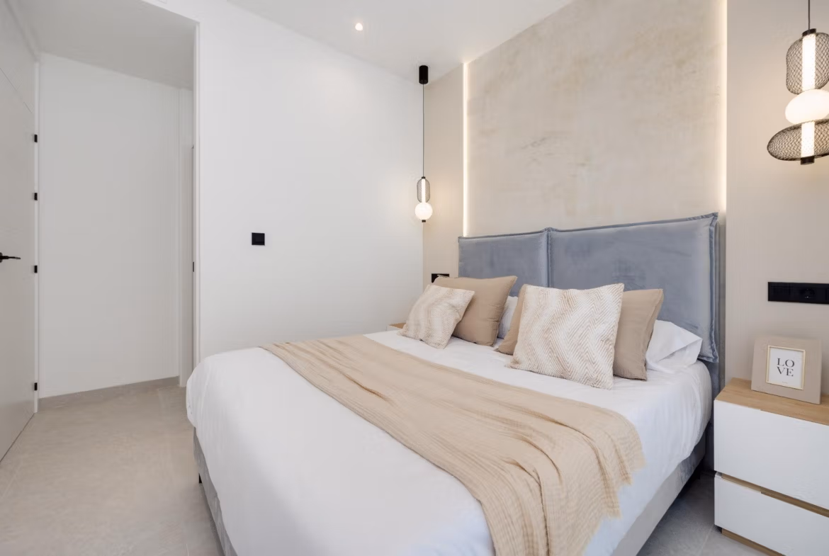New Build Residential Complex of Apartments for Sale Near the Beach in Guardamar del Segura