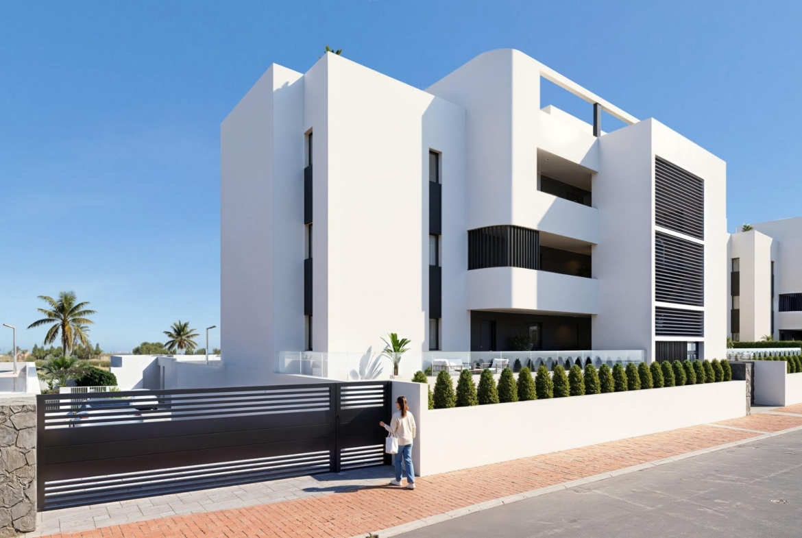 Second Phase: New Build 2 and 3 bedroom frontline golf Apartments for Sale in La Serena Golf, Los Alcázares