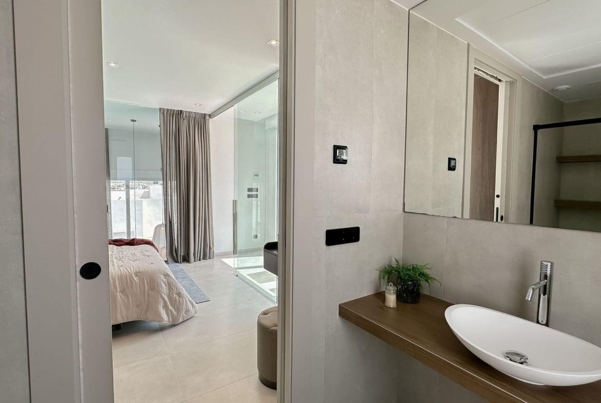 New-Build-Semi-Detached-Villas-with-Private-Pool-in-La-Finca-Golf-Resort-Algorfa-26
