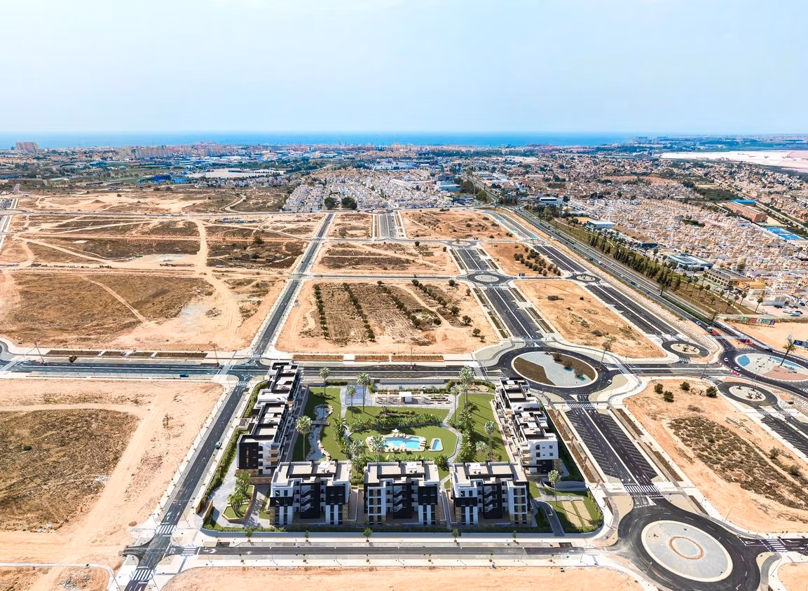 New-Residential-Development-in-La-Siesta-Torrevieja-8 Nyproducerade fullt möblerade lägenheter med 2 sovrum och terrasser till salu i Torrevieja