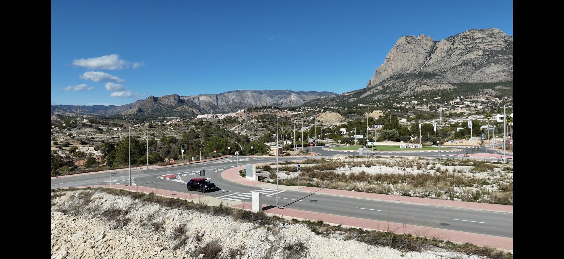 Tourist Licensed New Build Apartments in Finestrat: Investment Opportunity Near Golf and Benidorm