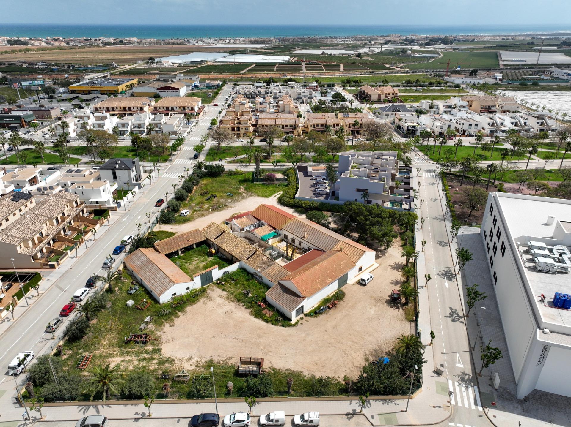 Modern New Build 3 Bedroom Ground Floor Apartment with Private Pool for Sale in Pilar de la Horadada