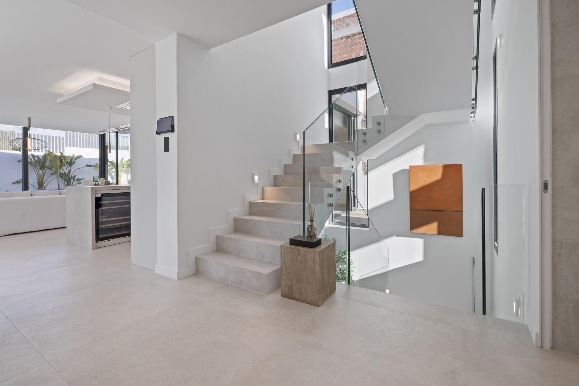 Sleek New Build Villa with Private Pool for Sale in Rincón de Loix, Benidorm