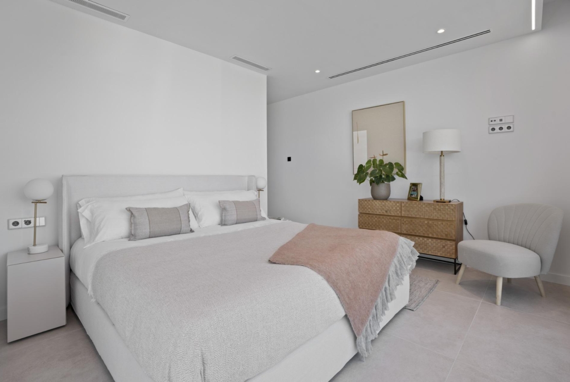 Luxury-New-Build-Villas-in-Rincon-de-Loix-Benidorm-with-Private-Pool-18