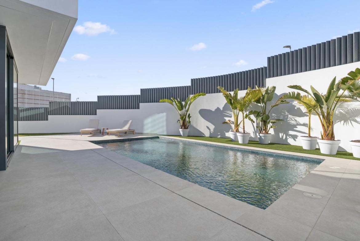 Luxury-New-Build-Villas-in-Rincon-de-Loix-Benidorm-with-Private-Pool-4