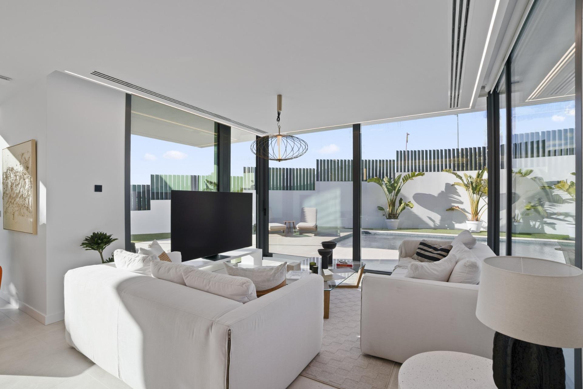 Sleek New Build Villa with Private Pool for Sale in Rincón de Loix, Benidorm