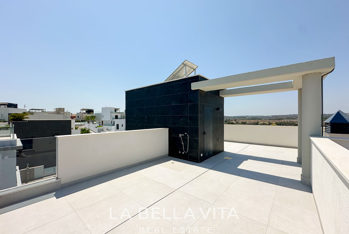 Luxury Villa with private pool by the beach for sale in Campoamor, Orihuela Costa – 4