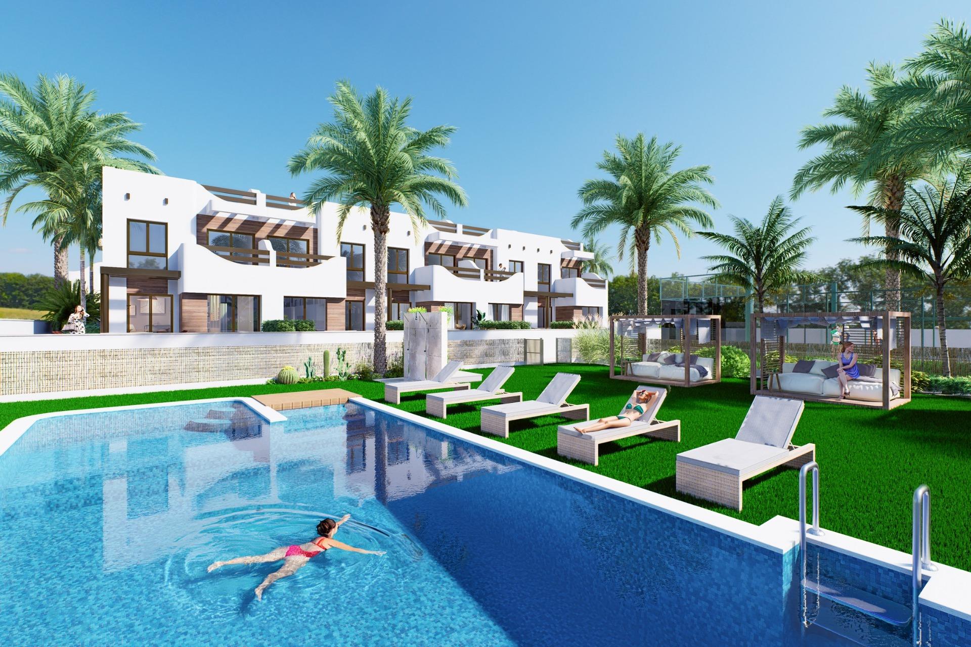 Stunning New Build 2 Bedroom Penthouse with Solarium for Sale 150m from Las Higuericas Beach, Torre de la Horadada