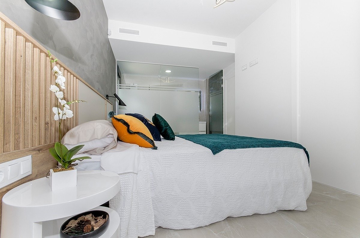 Captivating Key Ready 3 Bedroom Penthouse with Plunge Pool and Panoramic Sea Views for Sale in San Miguel de Salinas