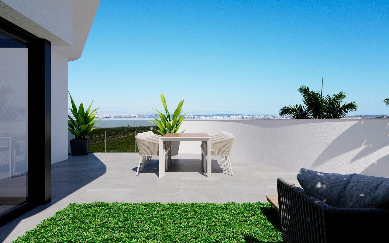 Key Ready Corner Villa with Basement and Private Pool for Sale in Los Balcones, Torrevieja