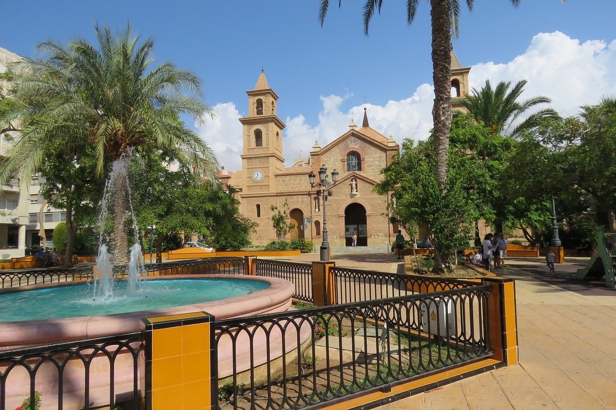 Key Ready Top Floor Apartment with Solarium for Sale in Los Balcones, Torrevieja