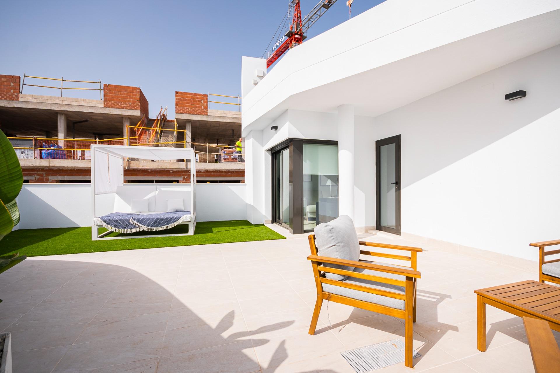 Key Ready Corner Villa with Basement and Private Pool for Sale in Los Balcones, Torrevieja
