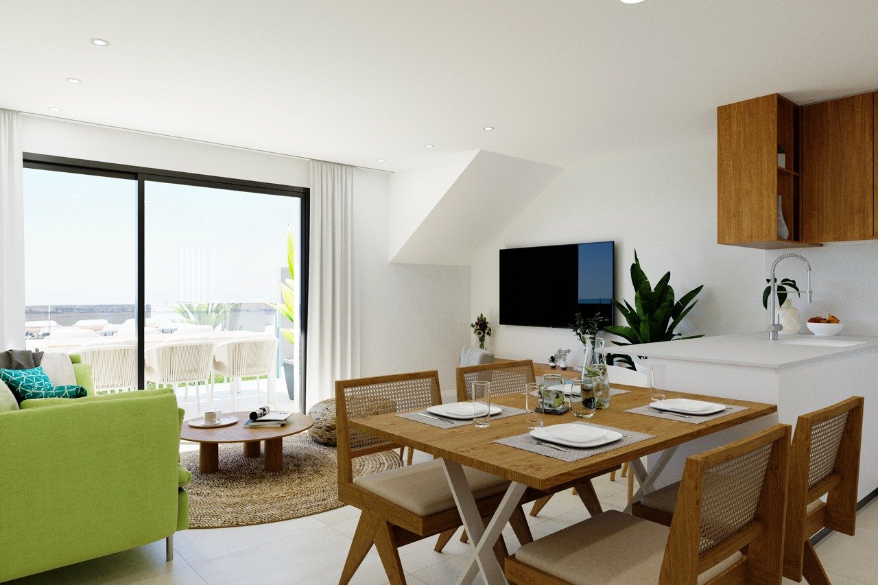 Key Ready Top Floor Apartment with Solarium for Sale in Los Balcones, Torrevieja