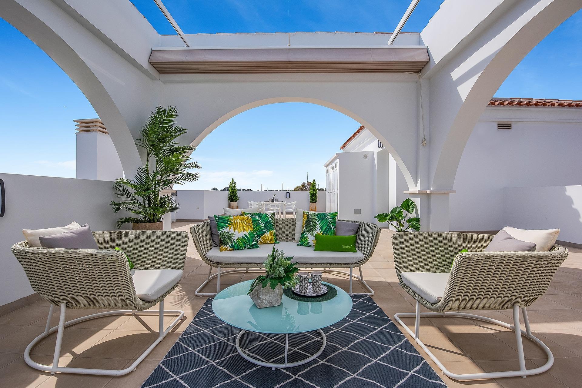 Bright New Build Penthouse Apartment with Solarium for Sale in Rojales