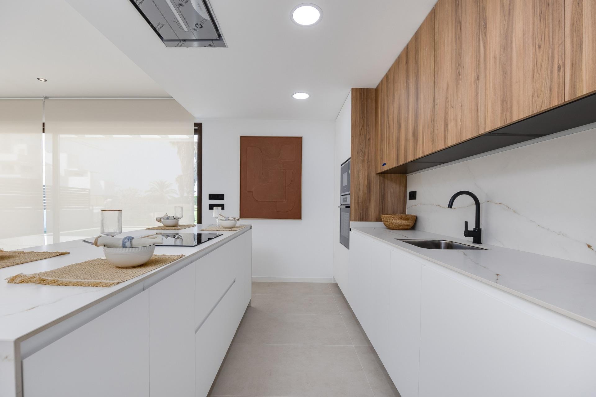 Nieuwbouwvilla met 3 slaapkamers, privézwembad, kelder en solarium te koop in Los Alcázares, Murcia